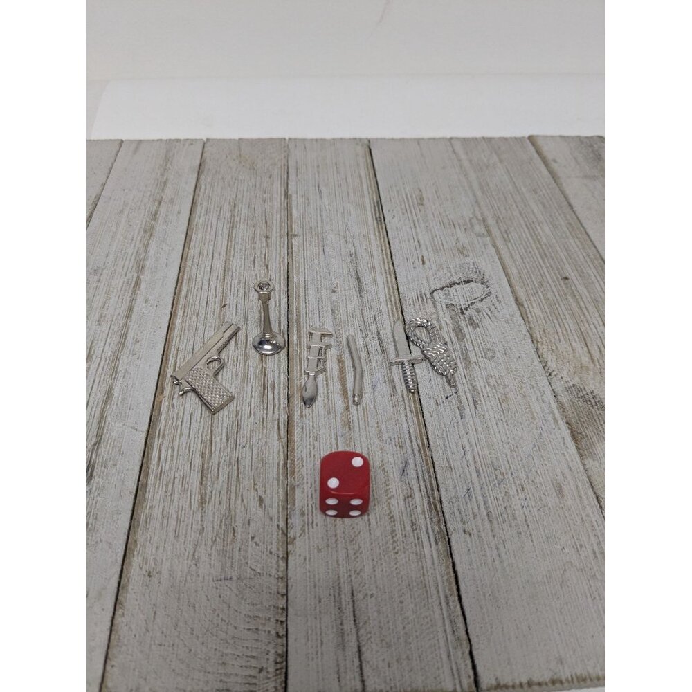 2009 Classic Clue Board Game Replacement Parts Set of 6 Weapons and dice